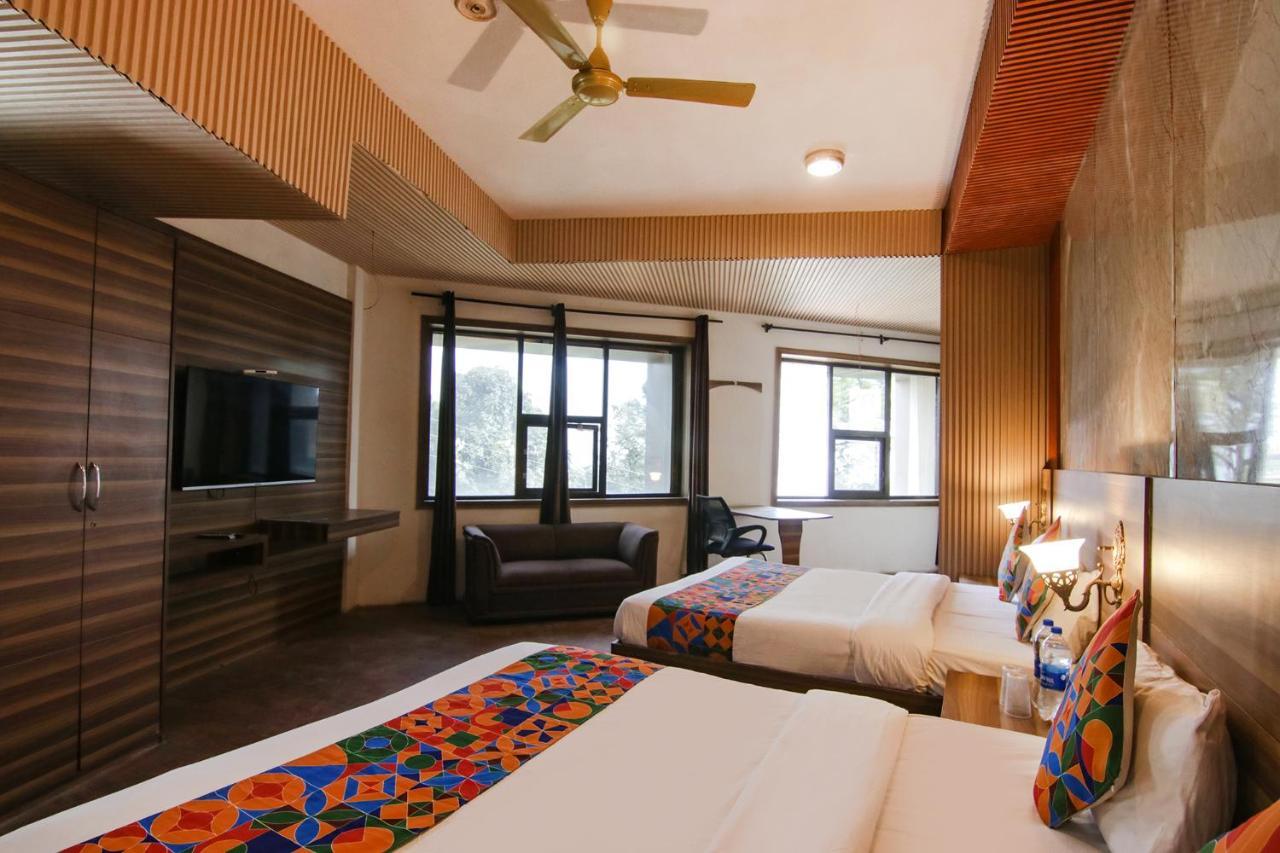 Fabhotel Vijay Palace Dharamsala Zewnętrze zdjęcie